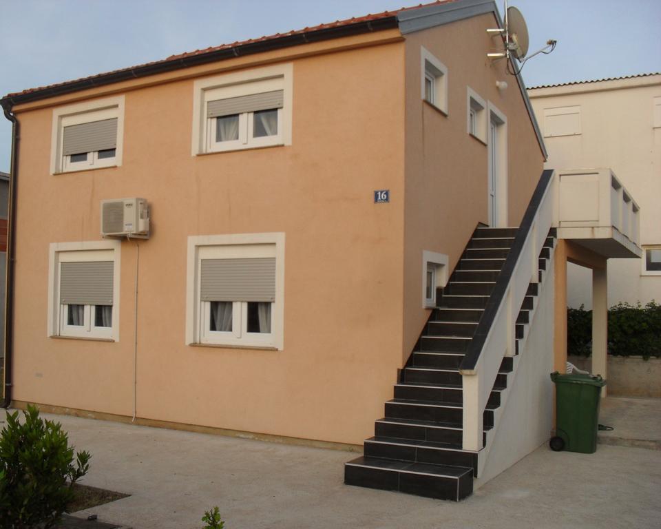 Apartment Bucic Vir Bagian luar foto