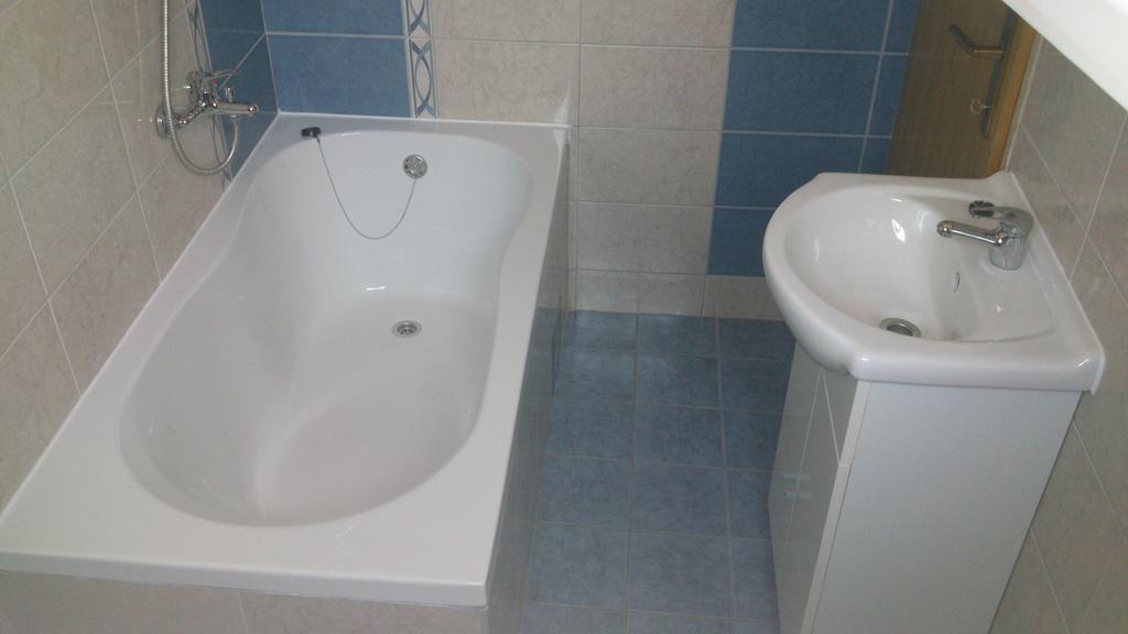 Apartment Bucic Vir Bagian luar foto