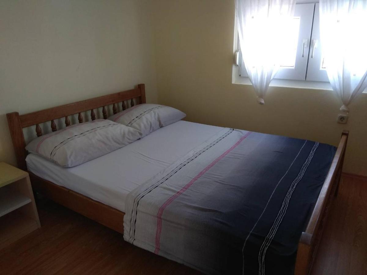 Apartment Bucic Vir Bagian luar foto