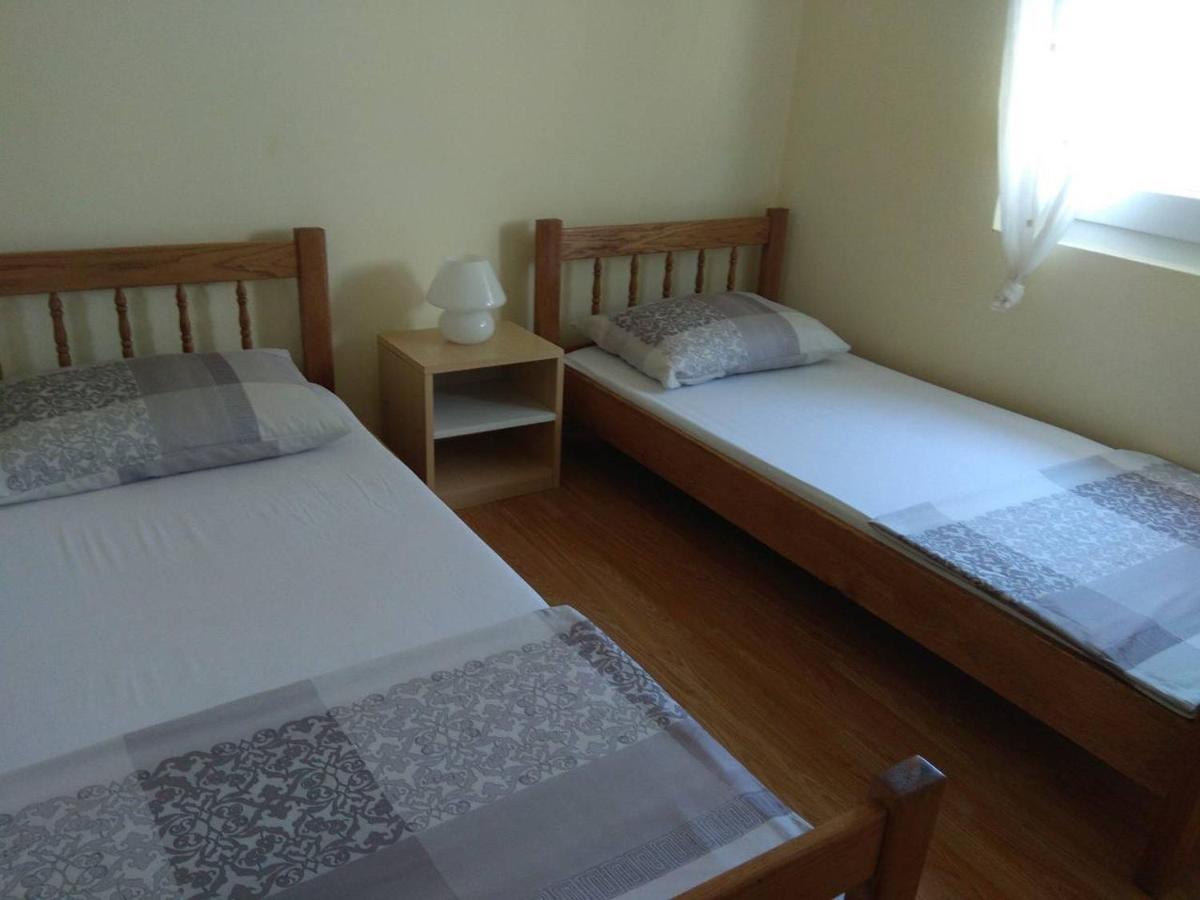 Apartment Bucic Vir Bagian luar foto